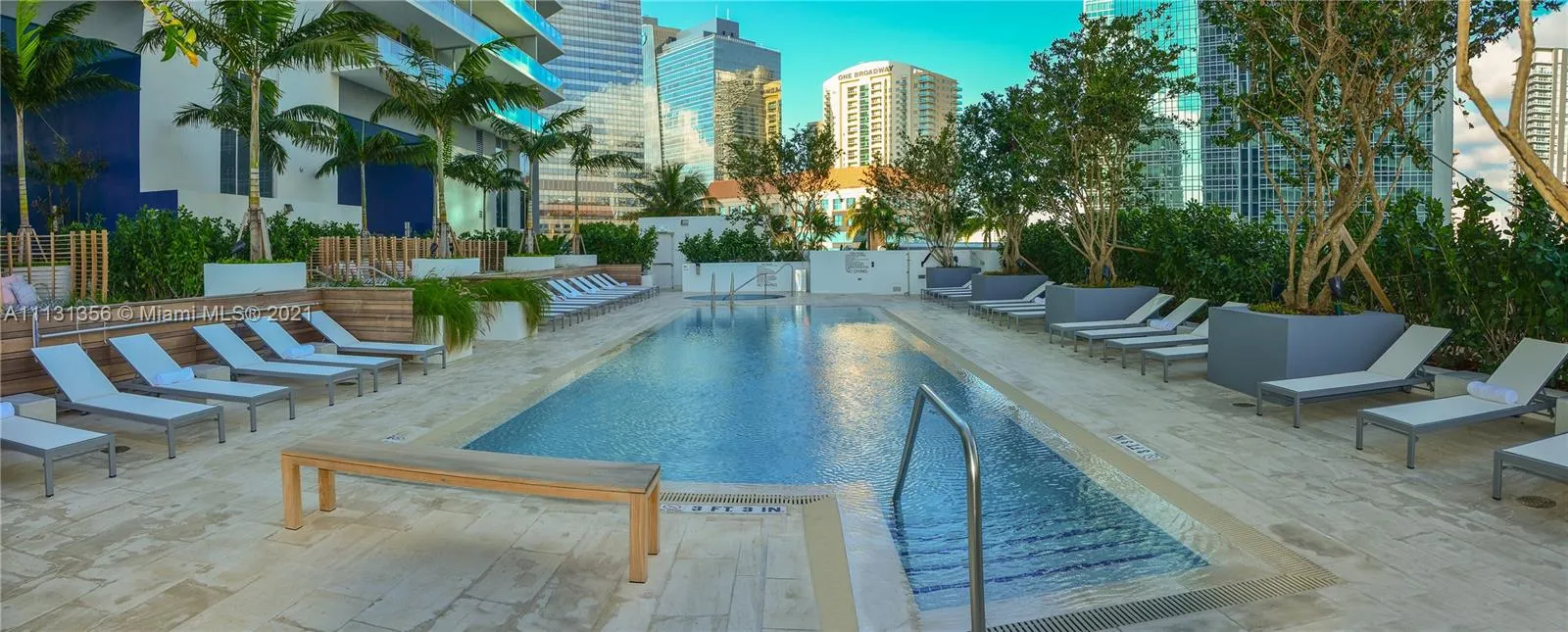1300 Brickell Bay Dr # 3402, Miami FL 33131