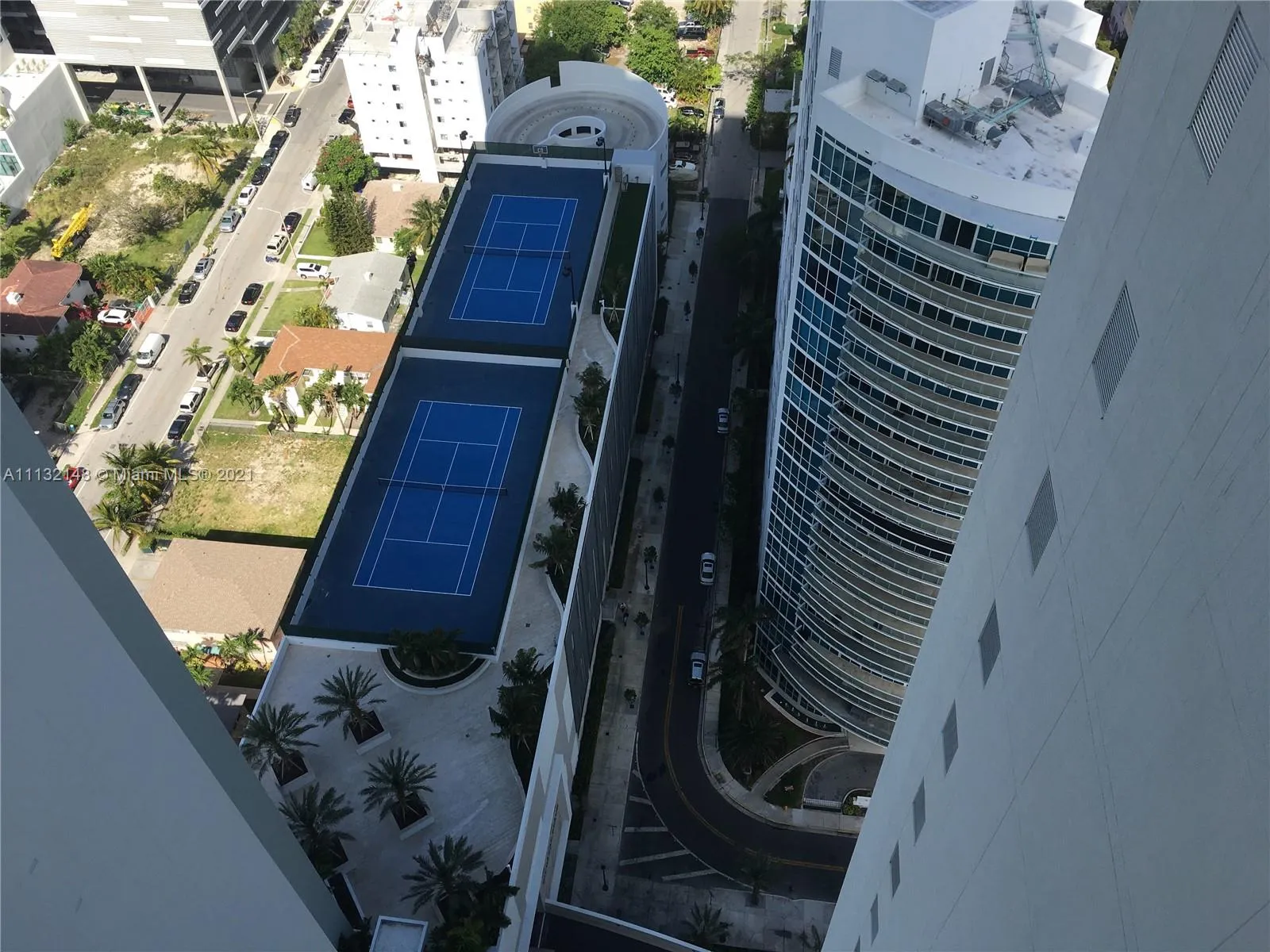 2 bedroom 2 bath for rent at 2900 NE 7th Ave # 3304, Miami FL 33137