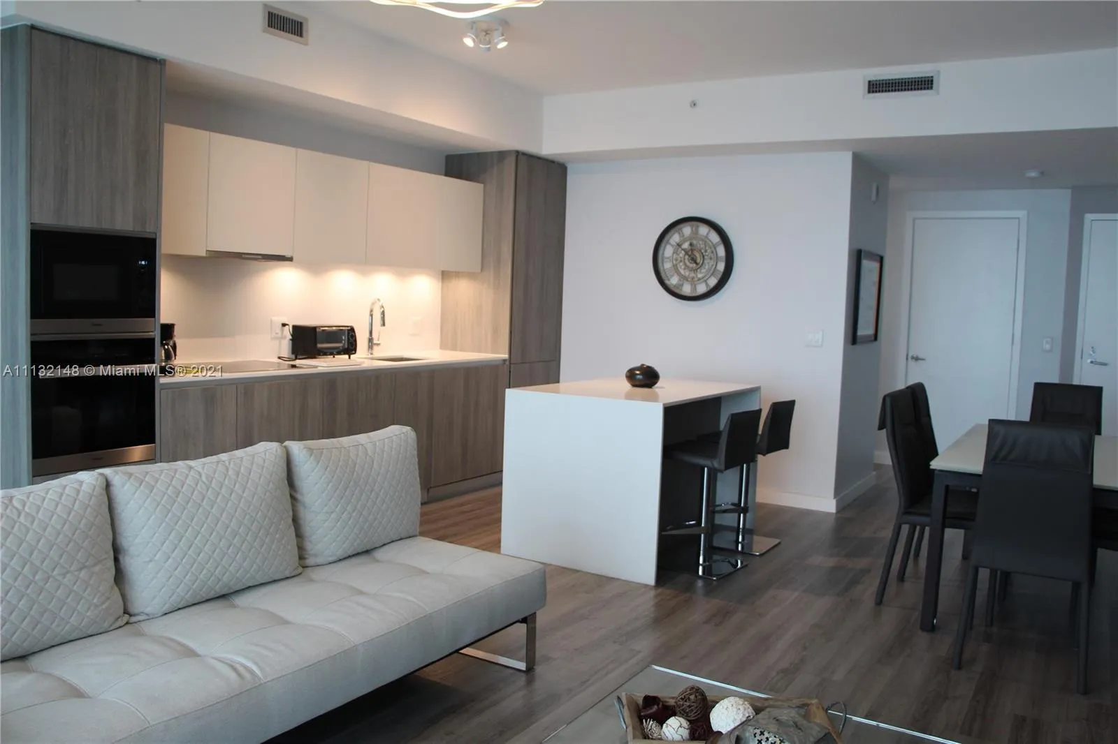 2900 NE 7th Ave # 3304, Miami FL 33137