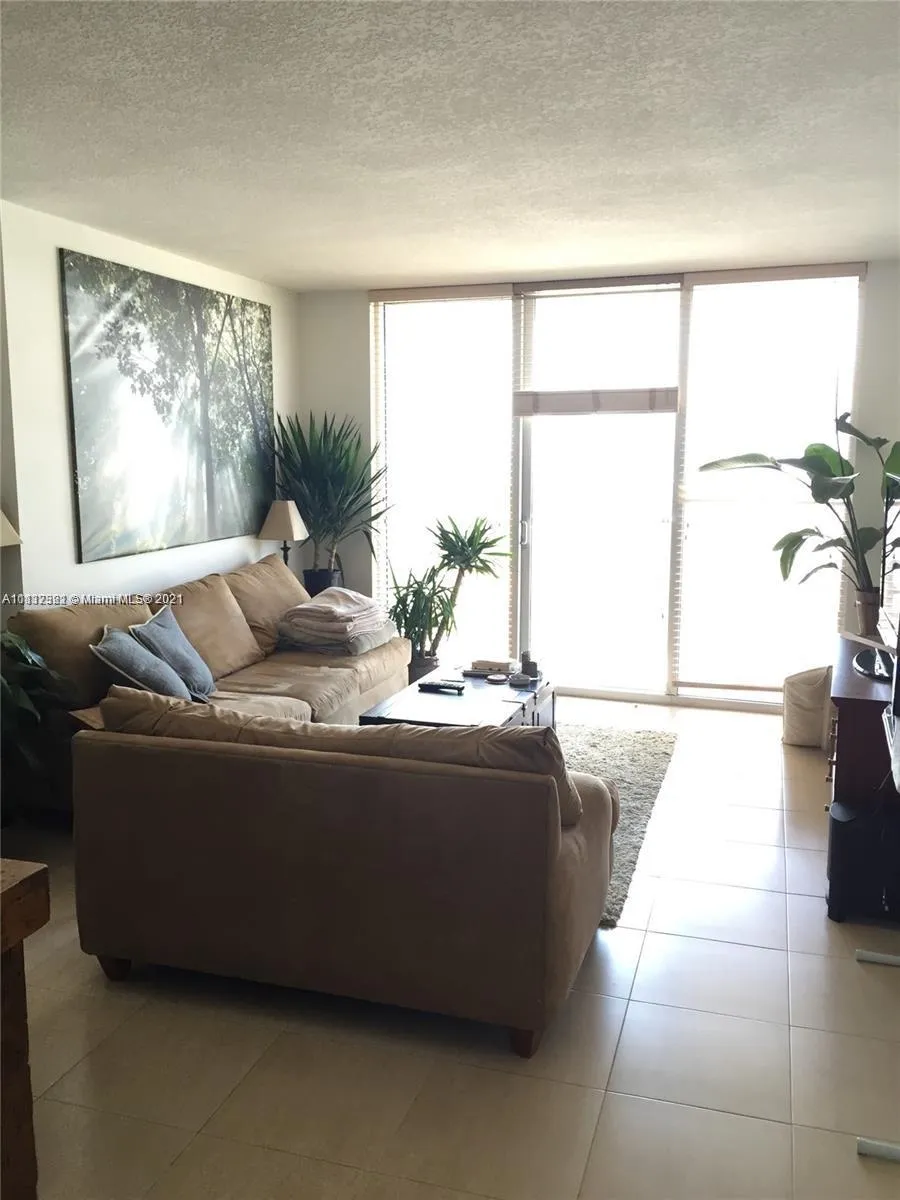 1750 N Bayshore Dr # 1710, Miami FL 33132