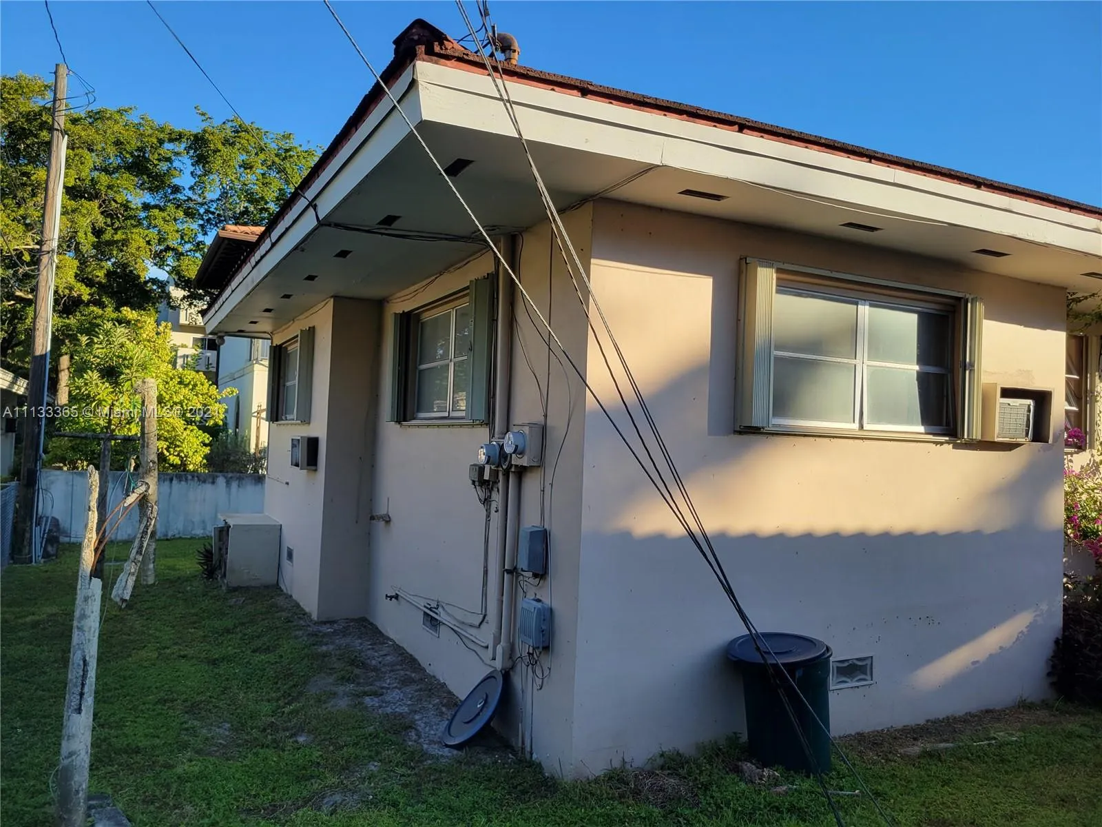 1704 S Le Jeune Rd, Coral Gables FL 33134