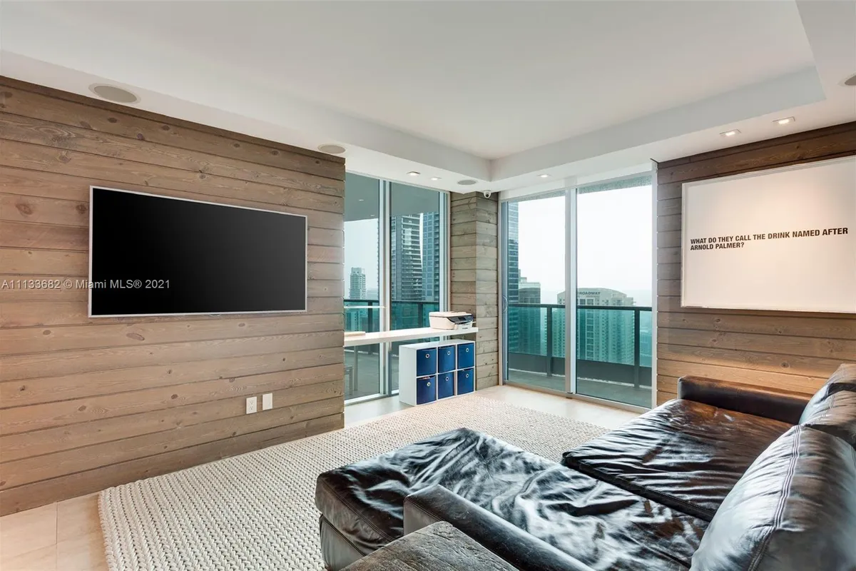 1331 Brickell Bay Dr # 4211, Miami FL 33131
