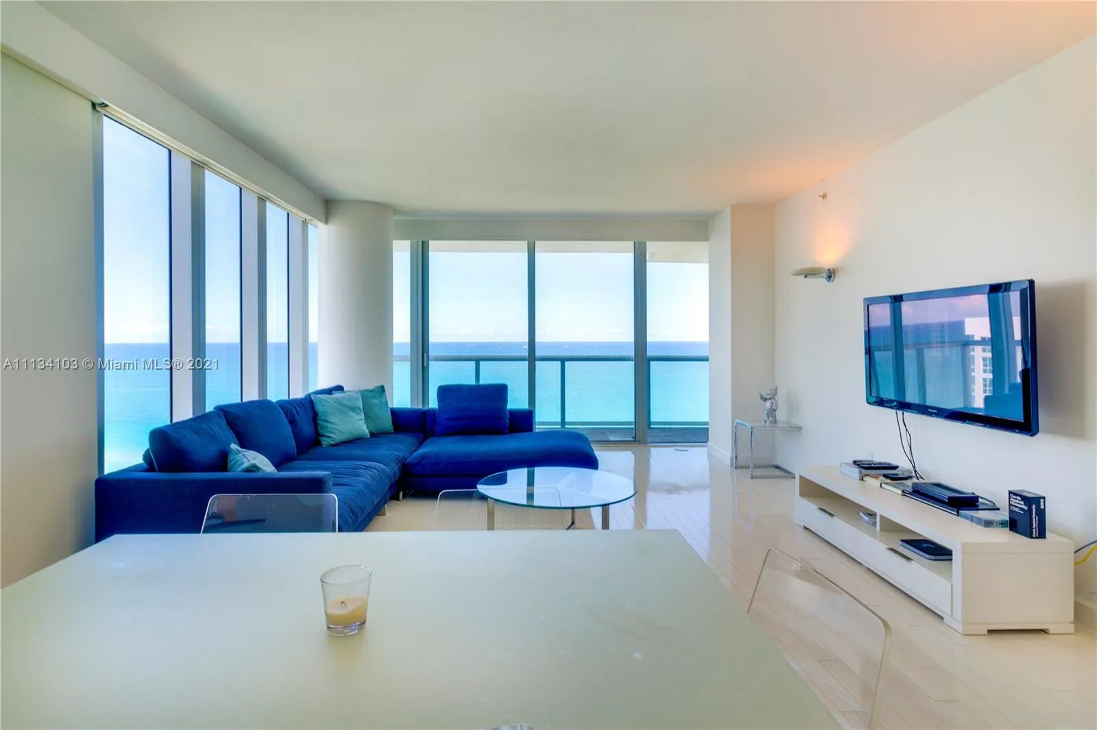 2 bedroom 2 bath for sale at 6799 Collins Ave # 1602, Miami Beach FL 33141