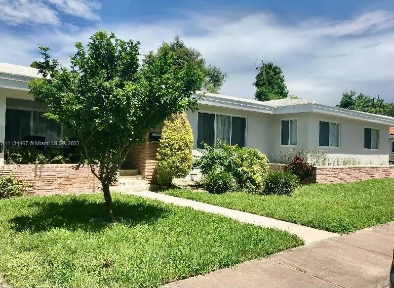 3 bedroom 2 bath for rent at 411 Alesio Ave, Coral Gables FL 33134