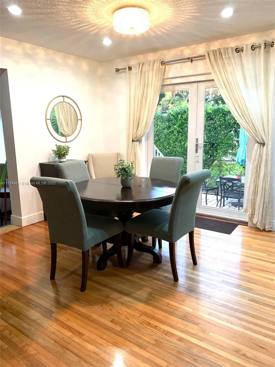 411 Alesio Ave, Coral Gables FL 33134