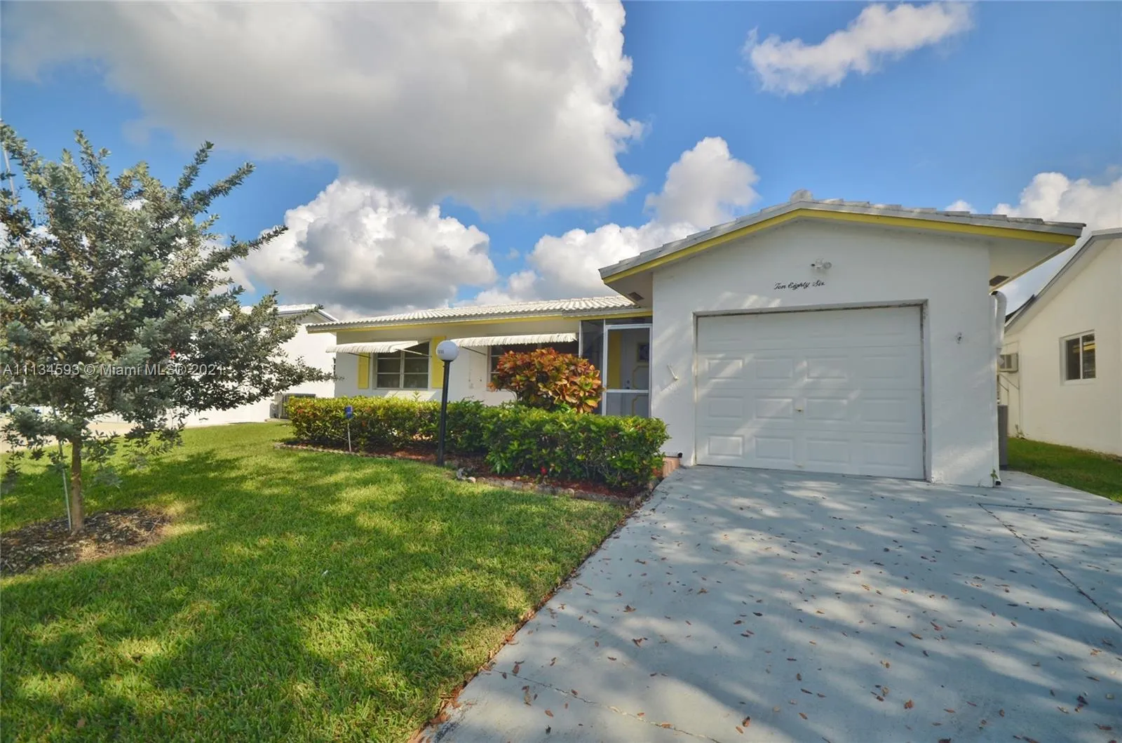 2 bedroom 2 bath for sale at 1086 NW 88th Way, Plantation FL 33322