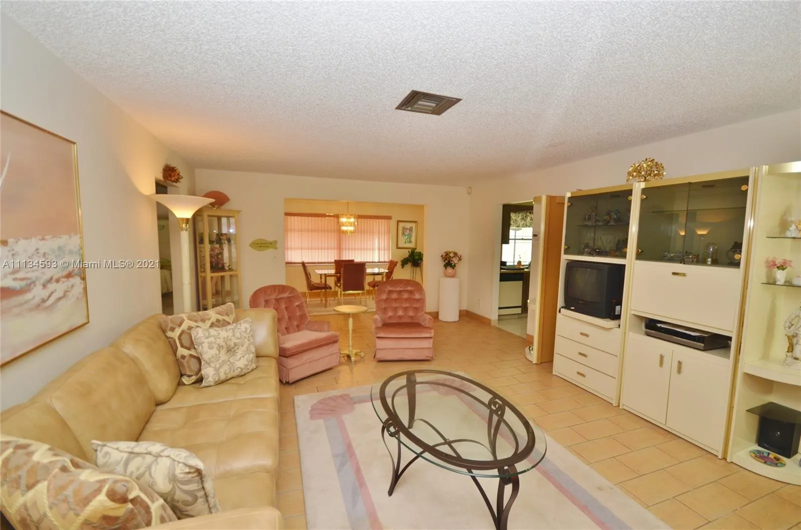 1086 NW 88th Way, Plantation FL 33322