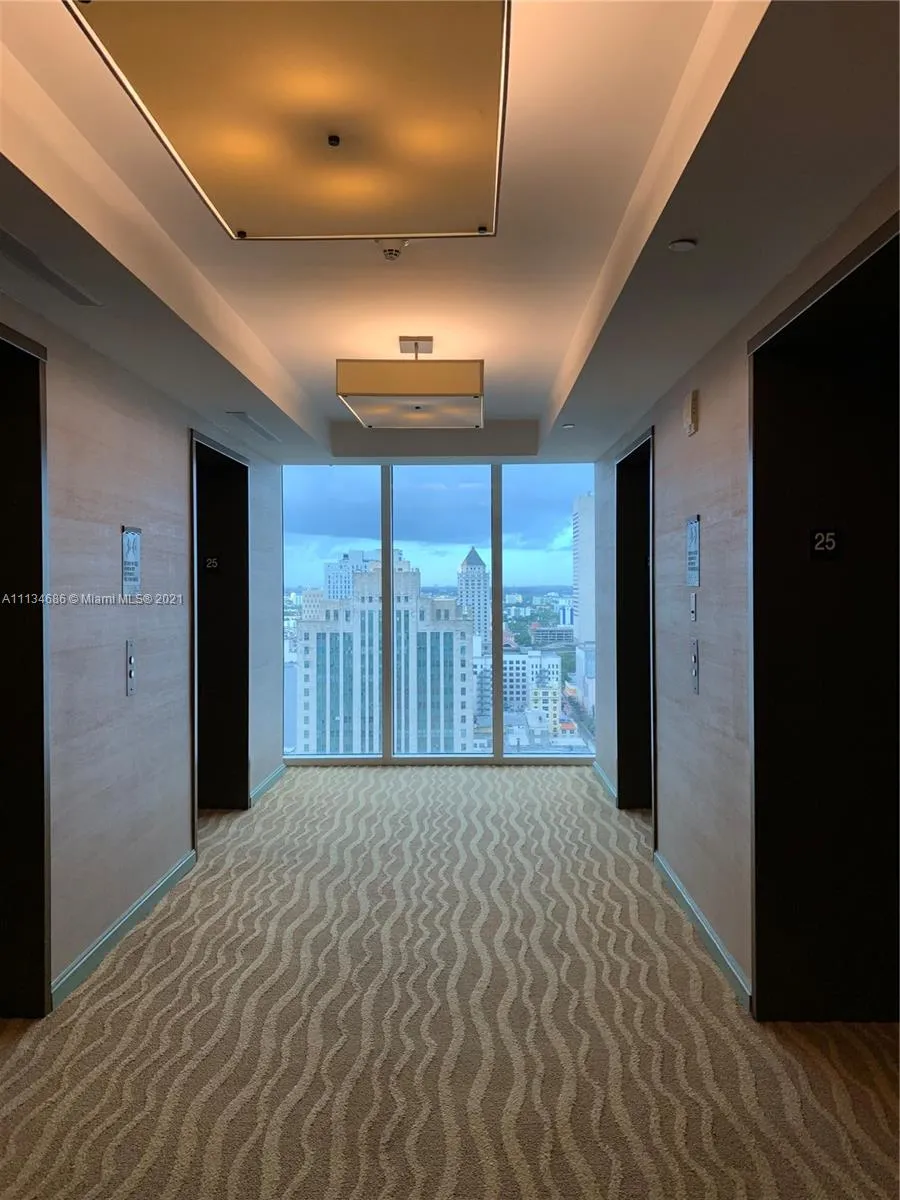 50 Biscayne Blvd # 2507, Miami FL 33132
