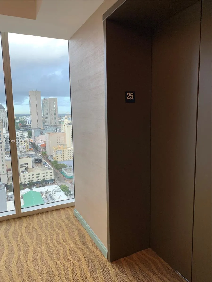 50 Biscayne Blvd # 2507, Miami FL 33132