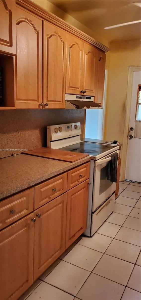 67 NW 109th St, Miami Shores FL 33168