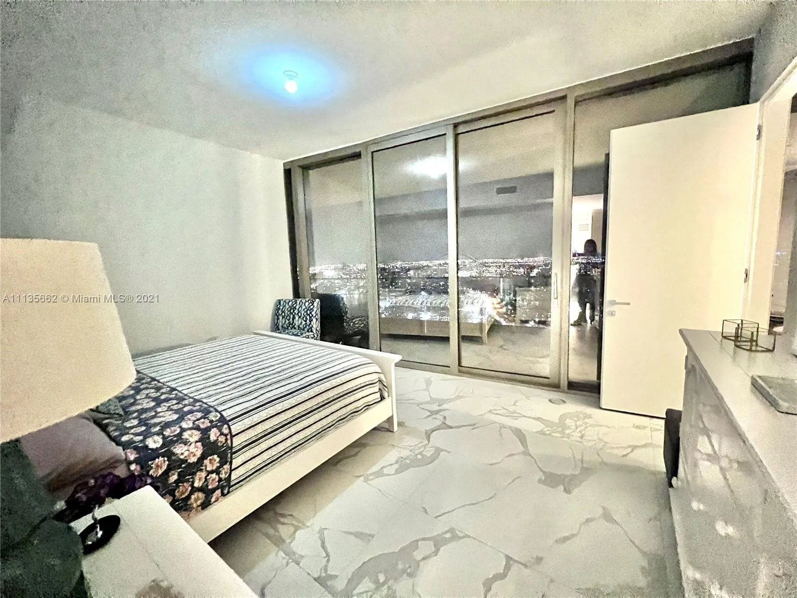 2 bedroom 2 bath for sale at 18975 Collins Ave # 3705, Sunny Isles Beach FL 33160