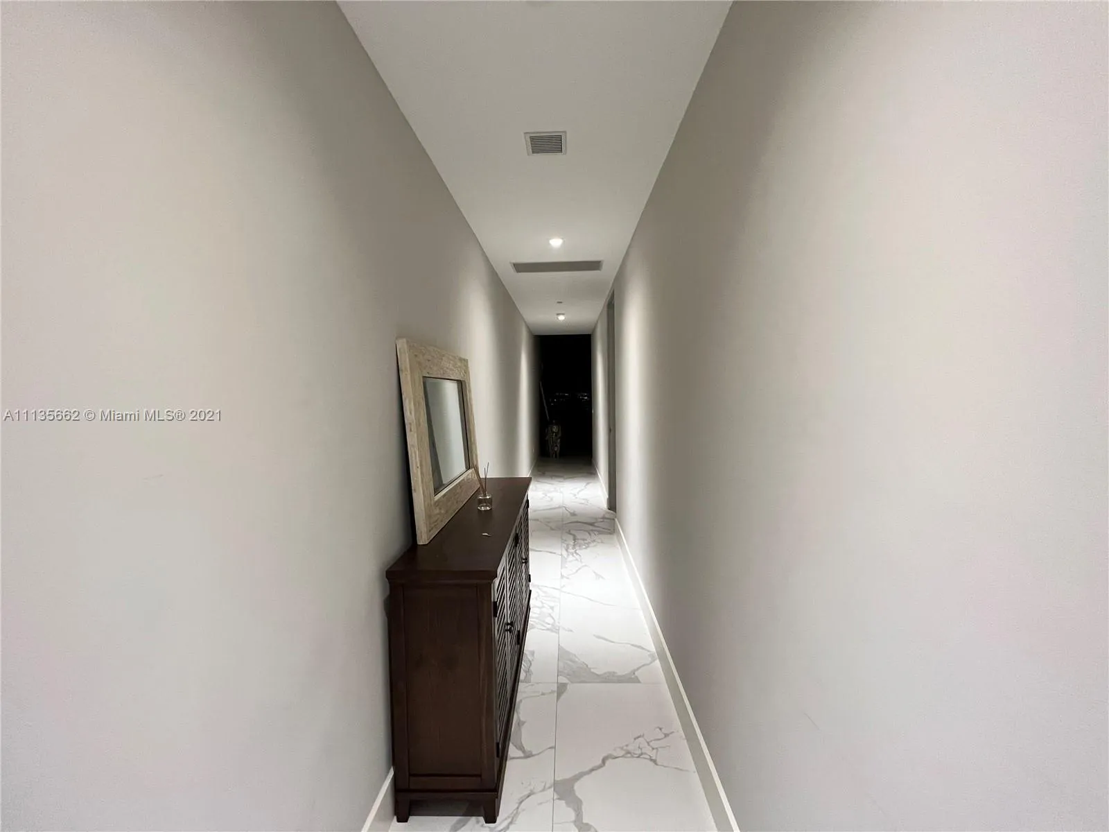 18975 Collins Ave # 3705, Sunny Isles Beach FL 33160