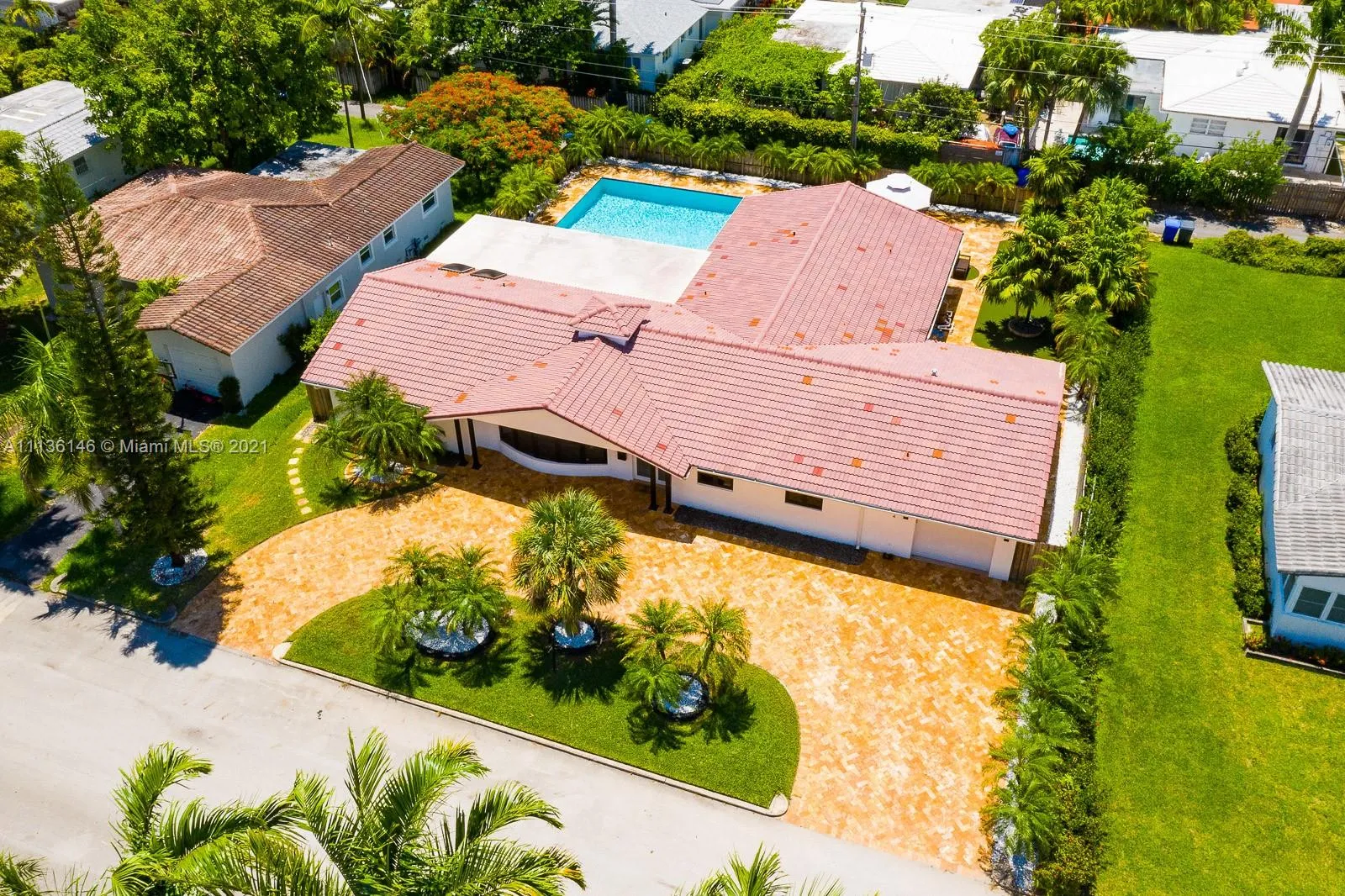 1144 Adams St, Hollywood FL 33019