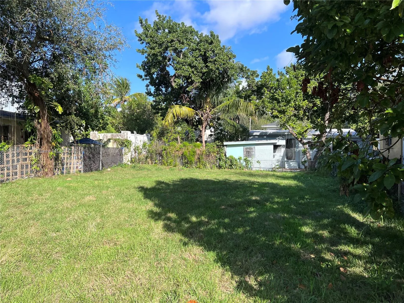 169 NW 68th St, Miami FL 33150