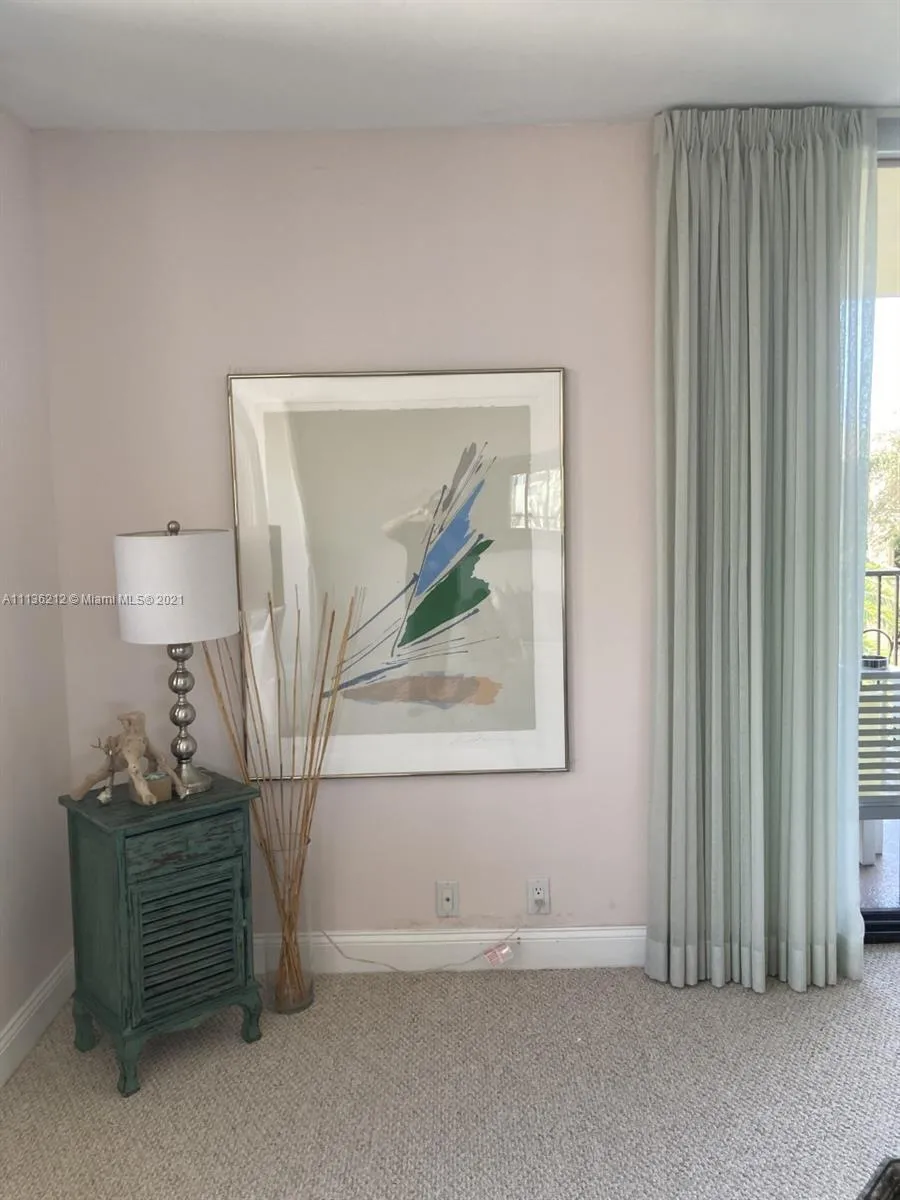 2 bedroom 2 bath for rent at 101 Crandon Blvd # 473, Key Biscayne FL 33149