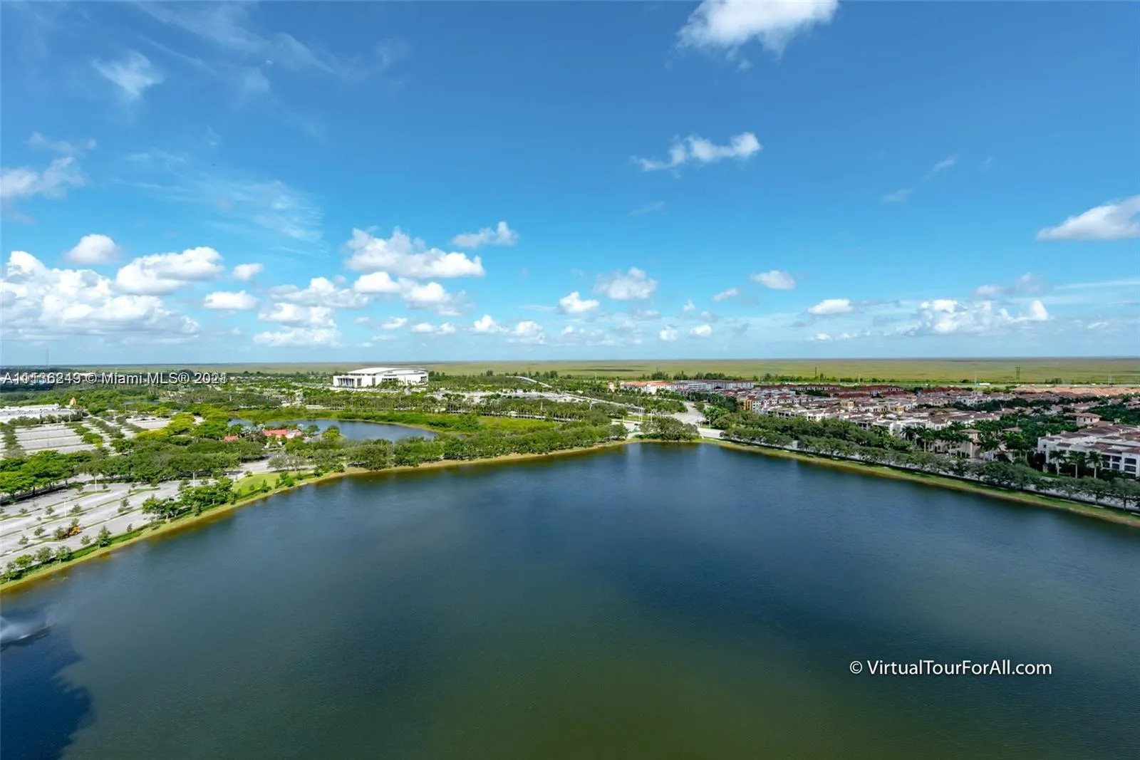 2641 N Flamingo Rd # 2305N, Sunrise FL 33323