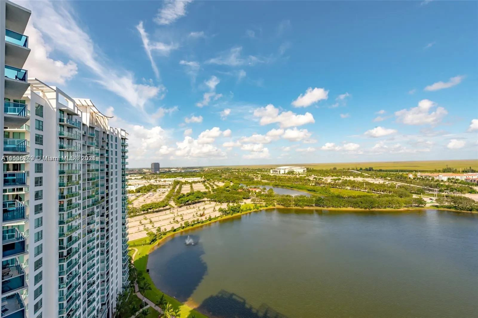2641 N Flamingo Rd # 2305N, Sunrise FL 33323