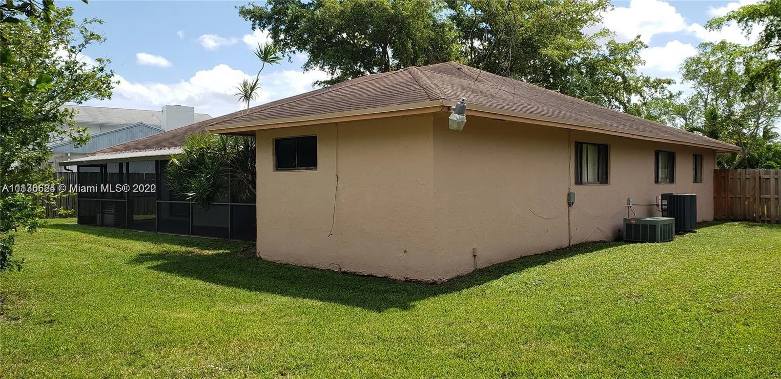 9561 NW 33rd Mnr, Sunrise FL 33351