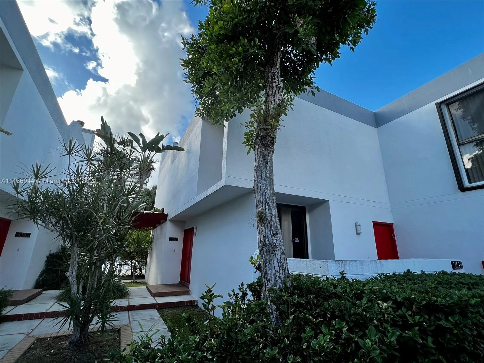 3081 NE 183rd Ln # 81, Aventura FL 33160