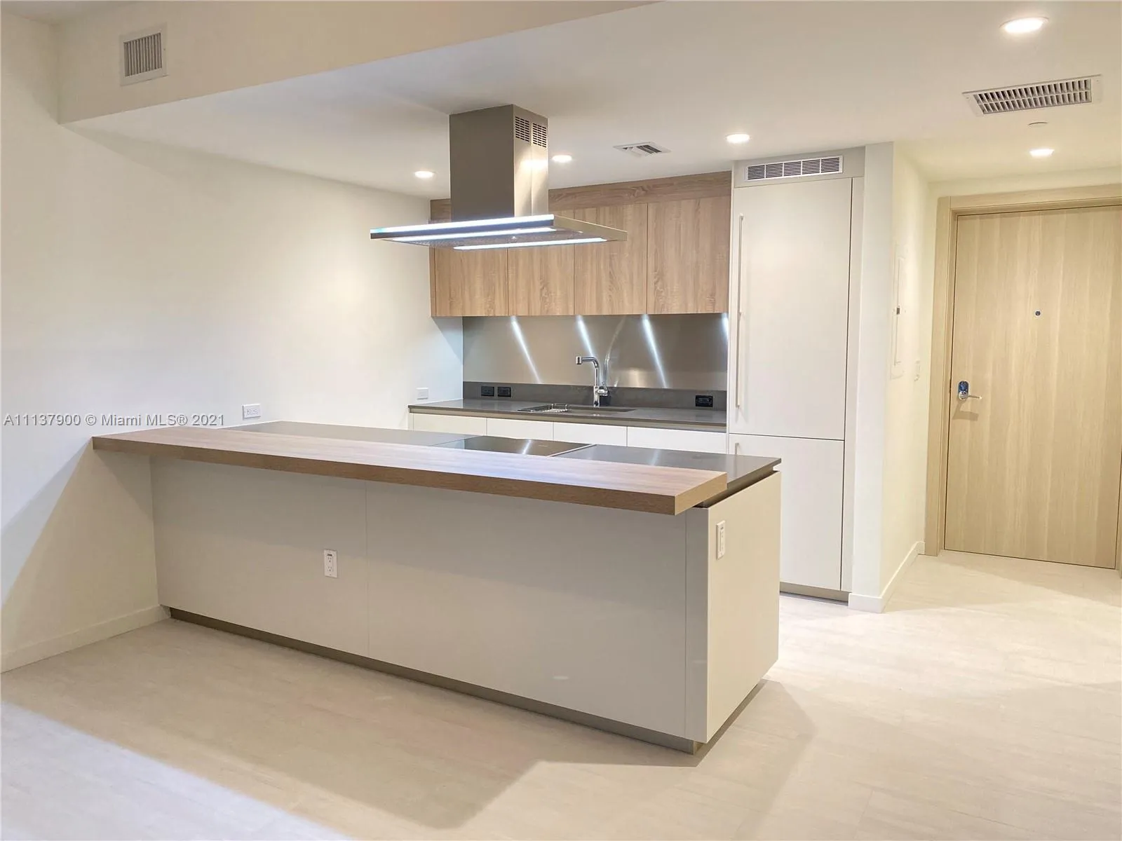 1000 Brickell Plz # 3303, Miami FL 33131