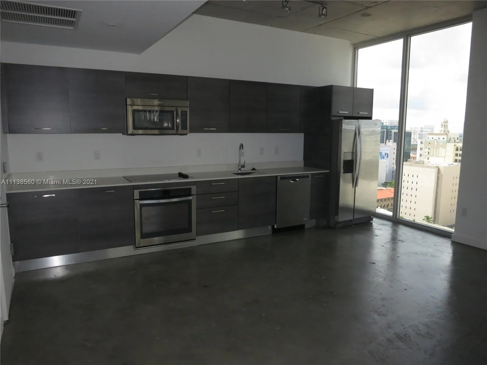 151 SE 1 St # 1902, Miami FL 33131