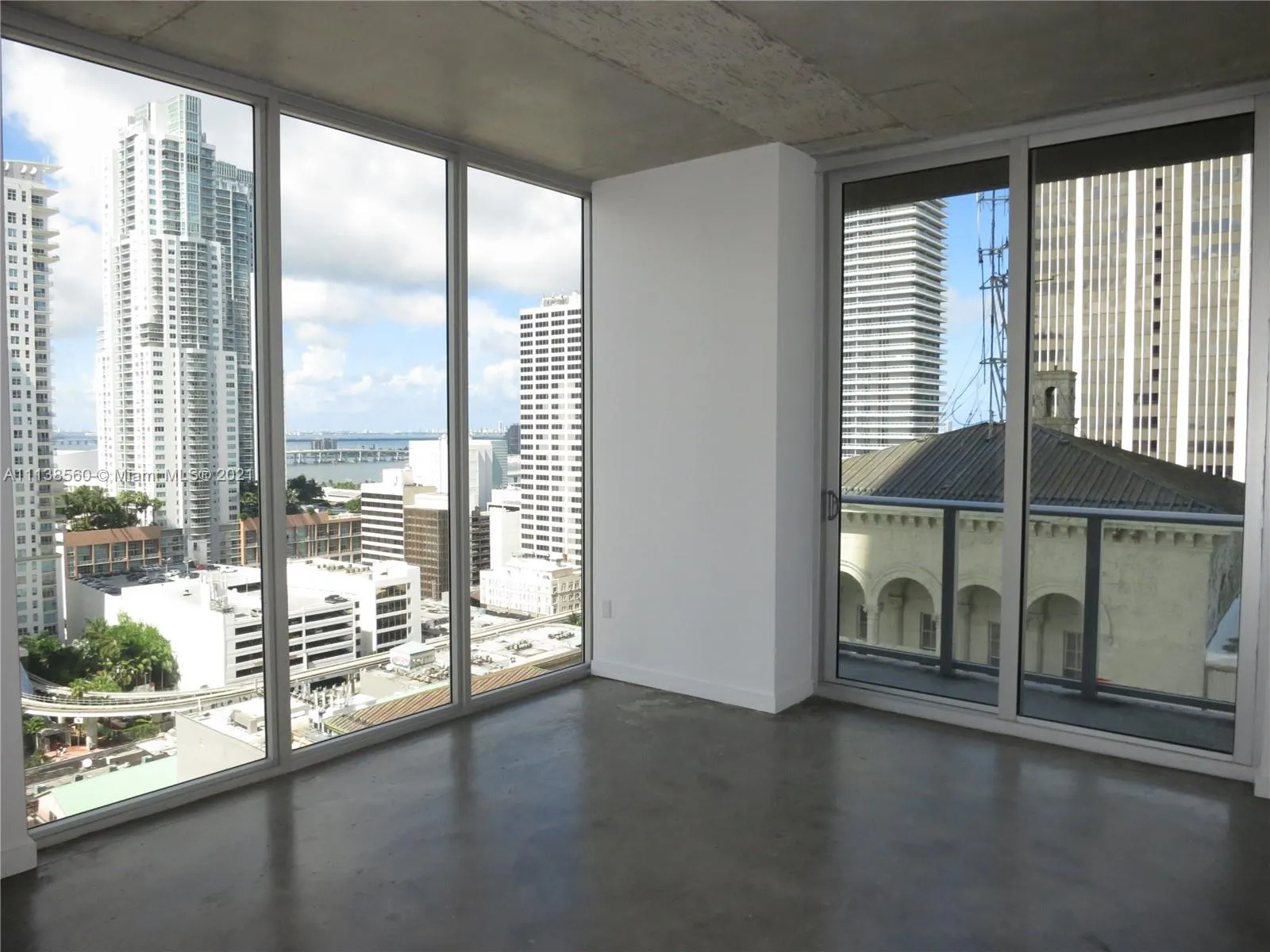 151 SE 1 St # 1902, Miami FL 33131