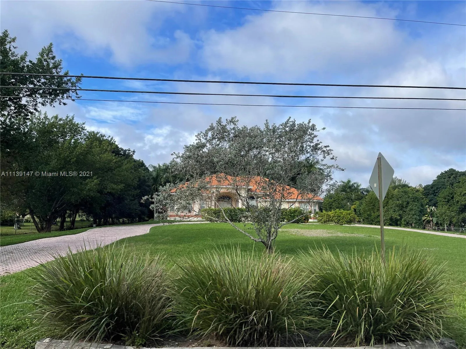 5731 SW 185th Way, Southwest Ranches FL 33332