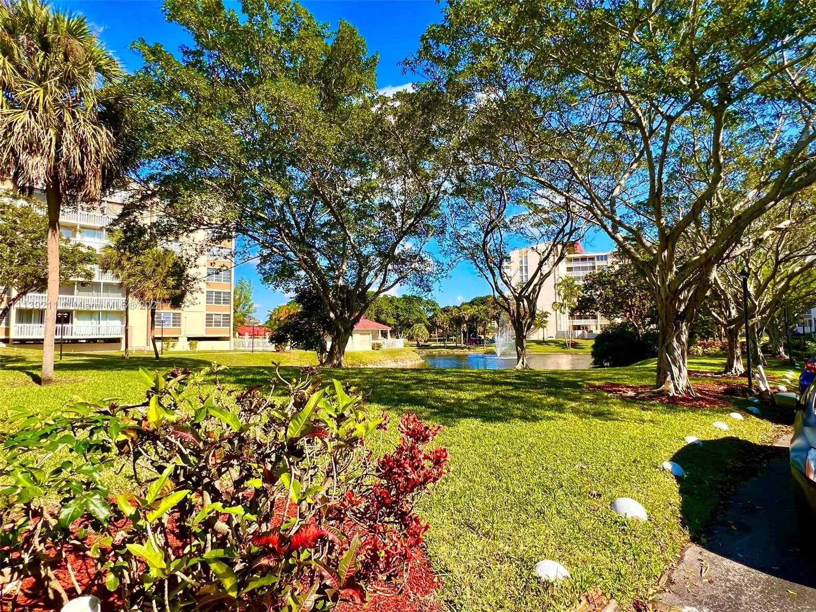 7051 Environ Blvd # 633, Lauderhill FL 33319