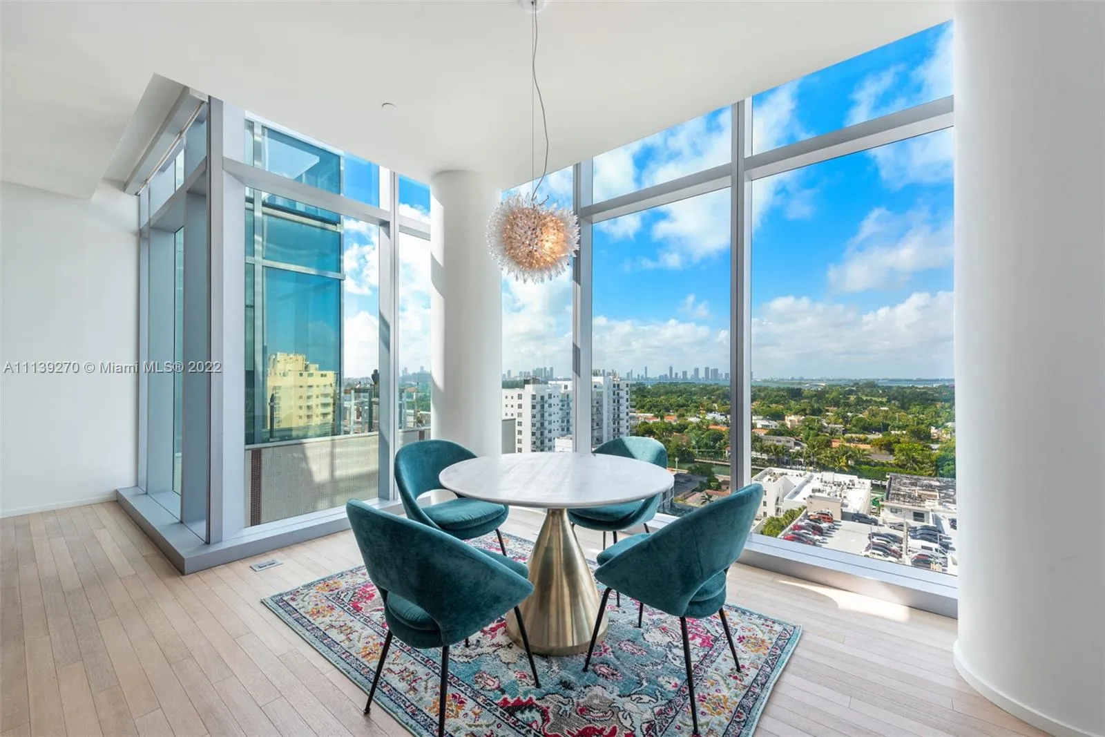 1 bedroom 1 bath for rent at 2901 Collins Ave # 1403, Miami Beach FL 33140