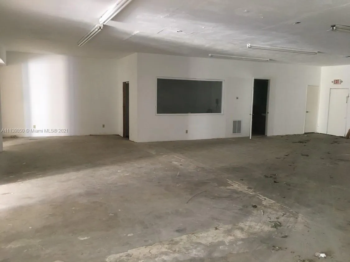 2120 SW 60th Ter, Miramar FL 33023