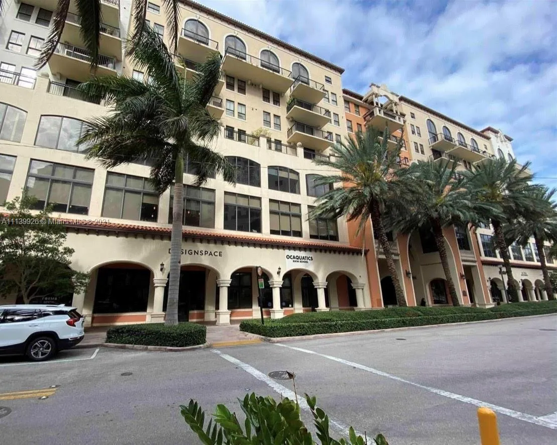 55 Merrick Way # 6, Coral Gables FL 33134
