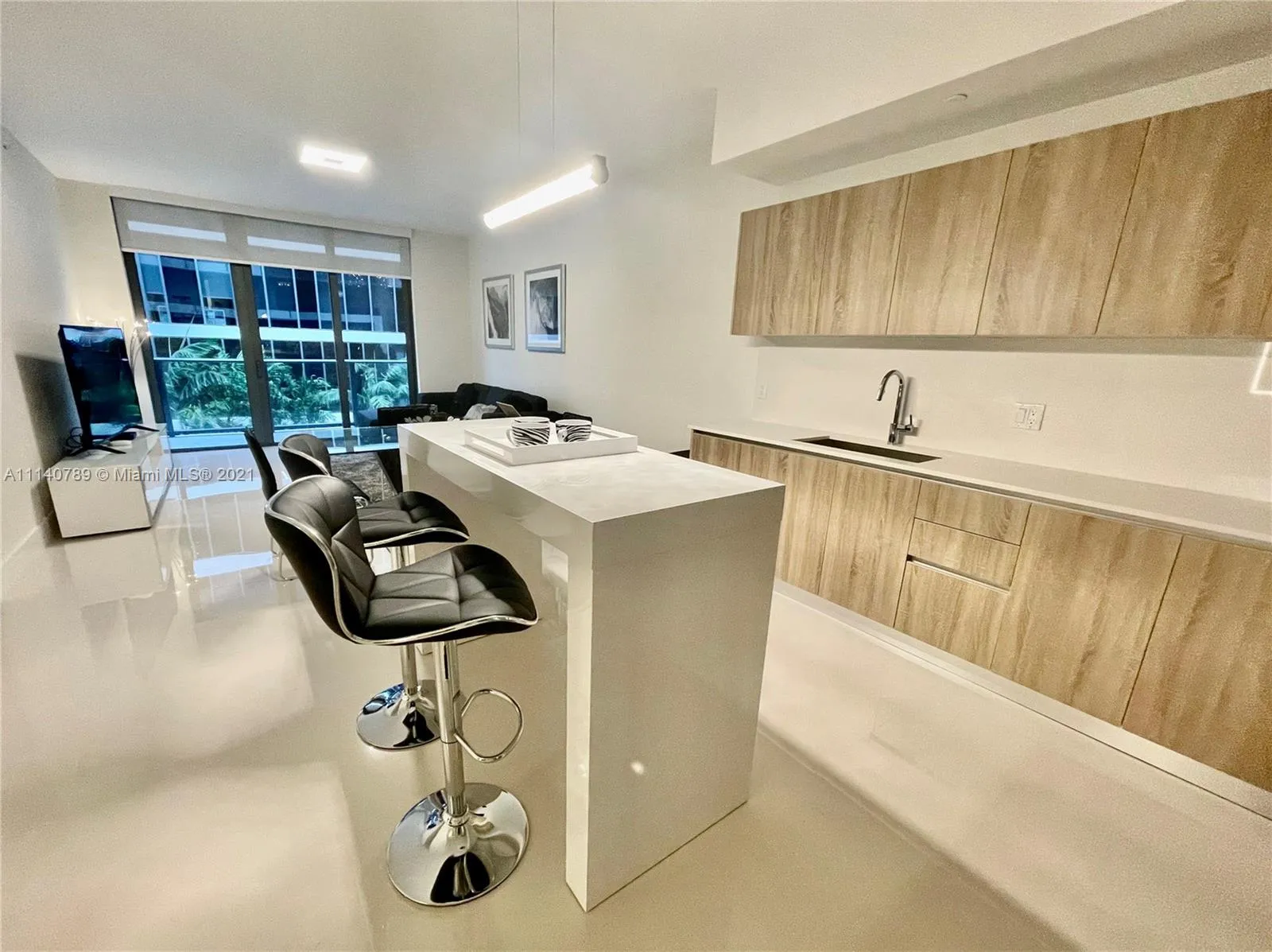 2960 NE 207th St # 707, Aventura FL 33180