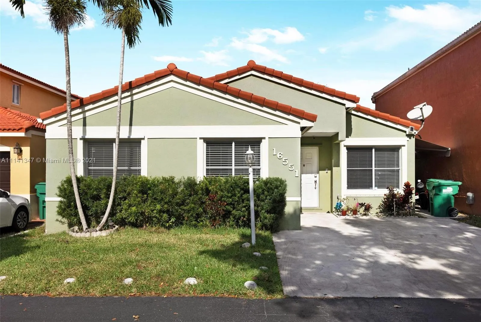 16551 SW 97th St, Miami FL 33196
