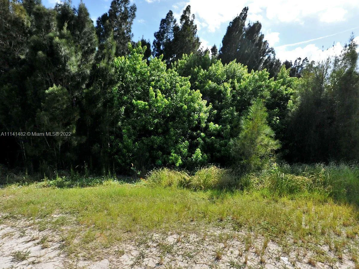 40 Savannah Rd, Fort Pierce FL 34982