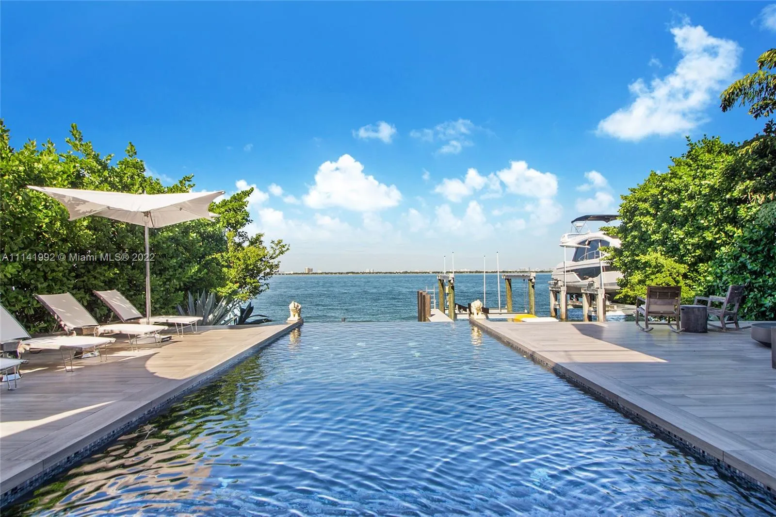 1379 N Venetian Way, Miami FL 33139