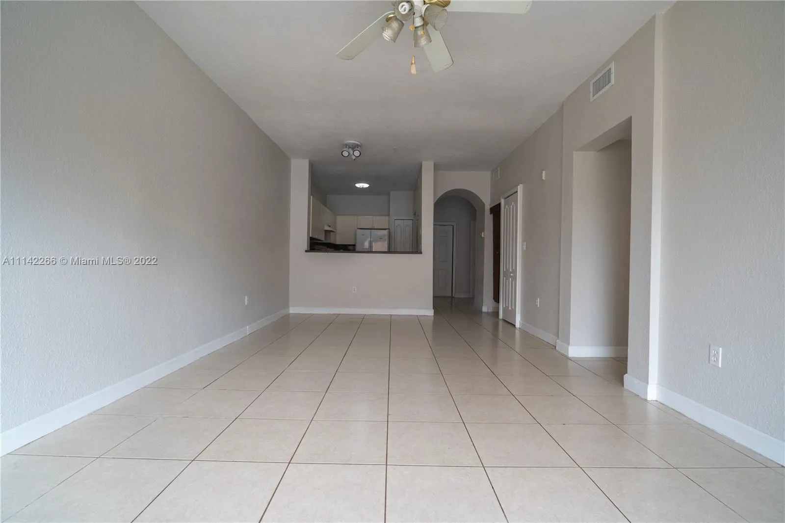 7080 NW 177th St # 13, Hialeah FL 33015
