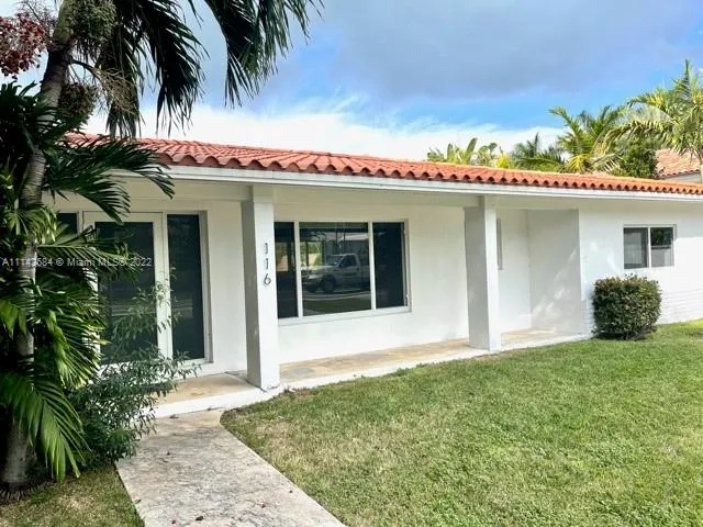 4 bedroom 4 bath for sale at 116 W 1st Ct, Miami Beach FL 33139