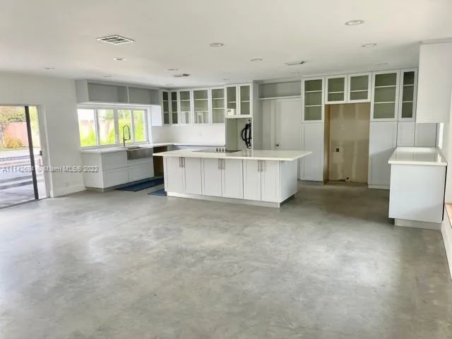 116 W 1st Ct, Miami Beach FL 33139