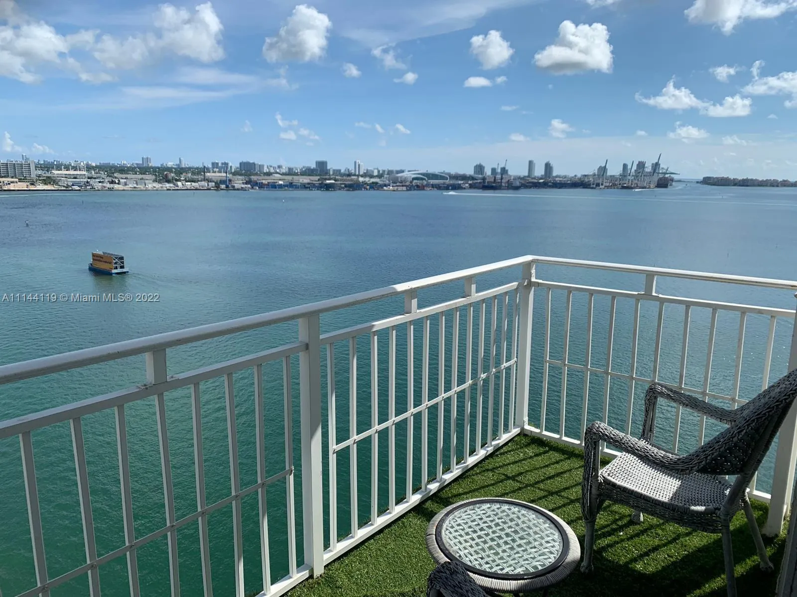 770 Claughton Island Dr # 17, Miami FL 33131