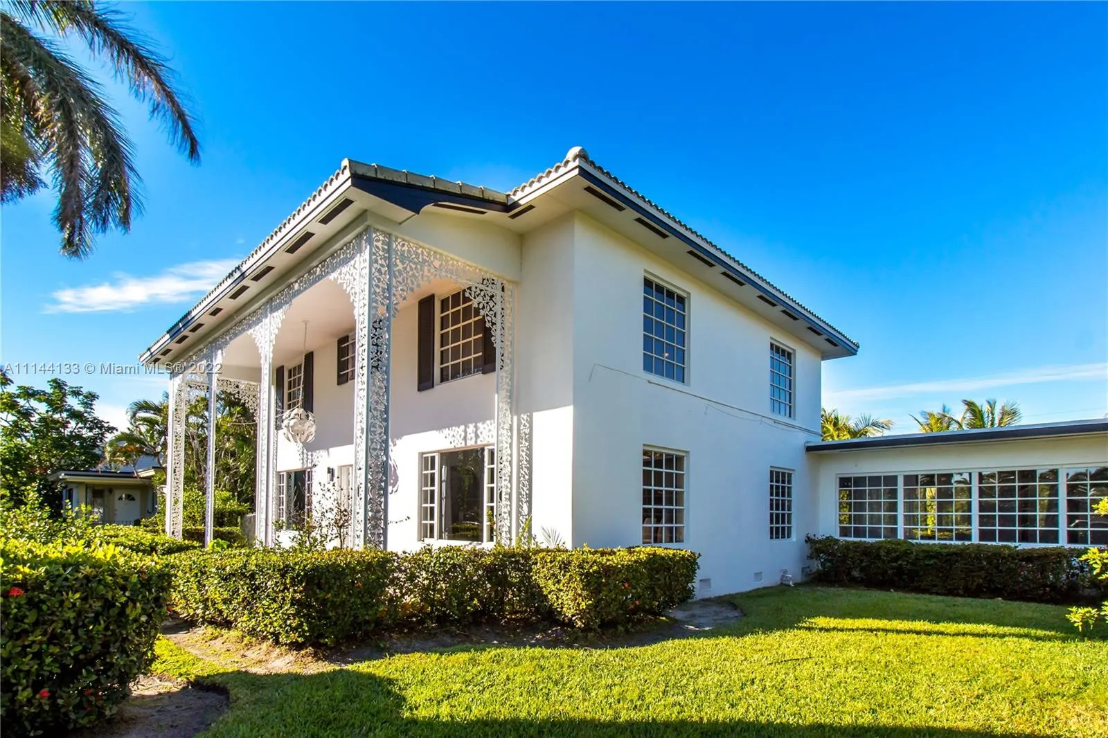 5 bedroom 4 bath for sale at 1319 Fillmore St, Hollywood FL 33019