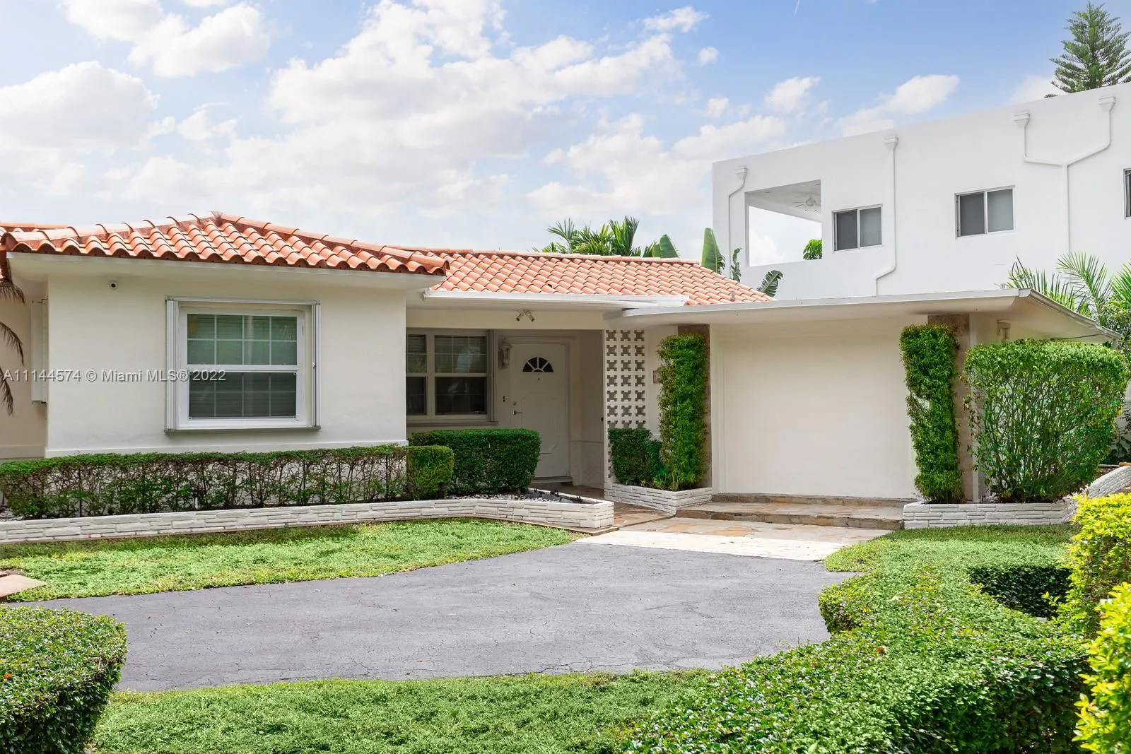 12575 Palm Rd, North Miami FL 33181