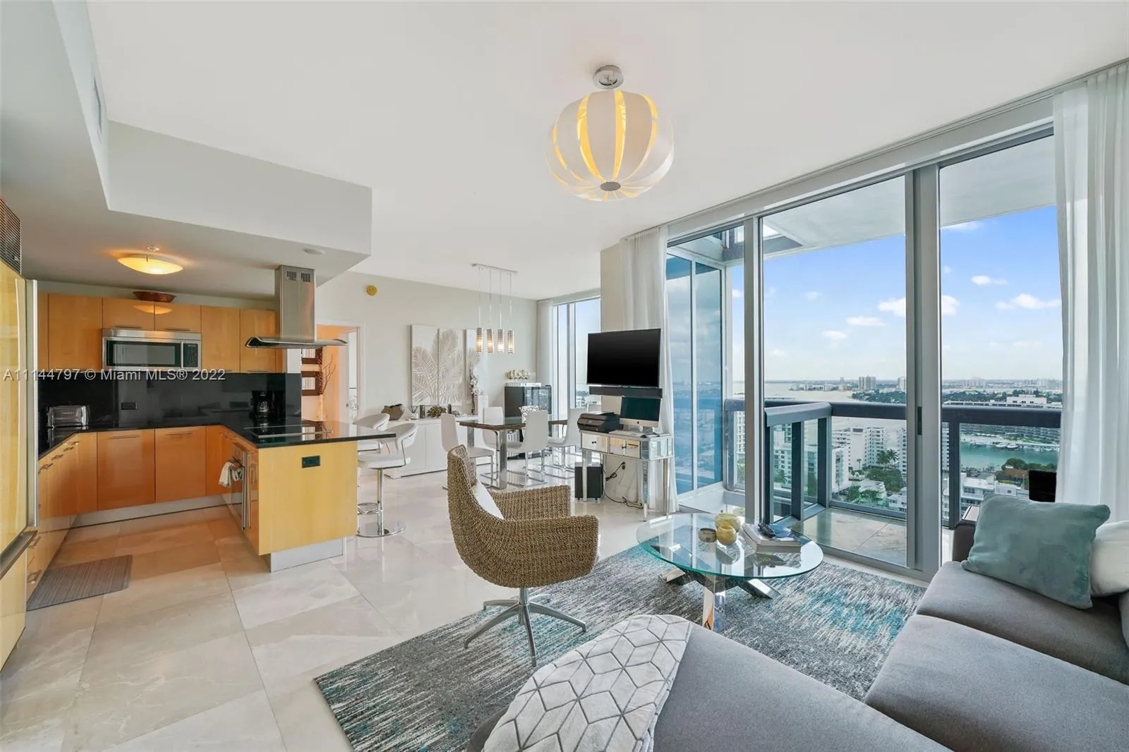 6899 Collins Ave # 2110, Miami Beach FL 33141