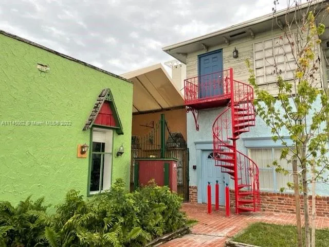 38 S Federal Hwy # 1, Dania Beach FL 33004
