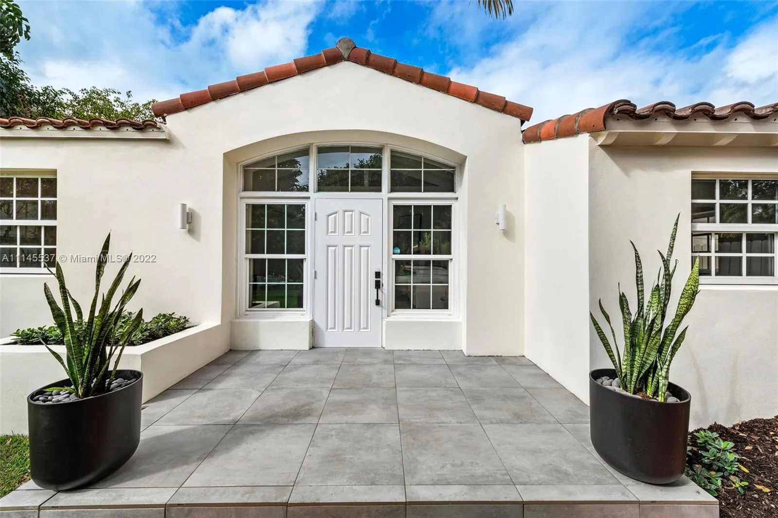 4 bedroom 3 bath for sale at 3144 Royal Palm Ave, Miami Beach FL 33140