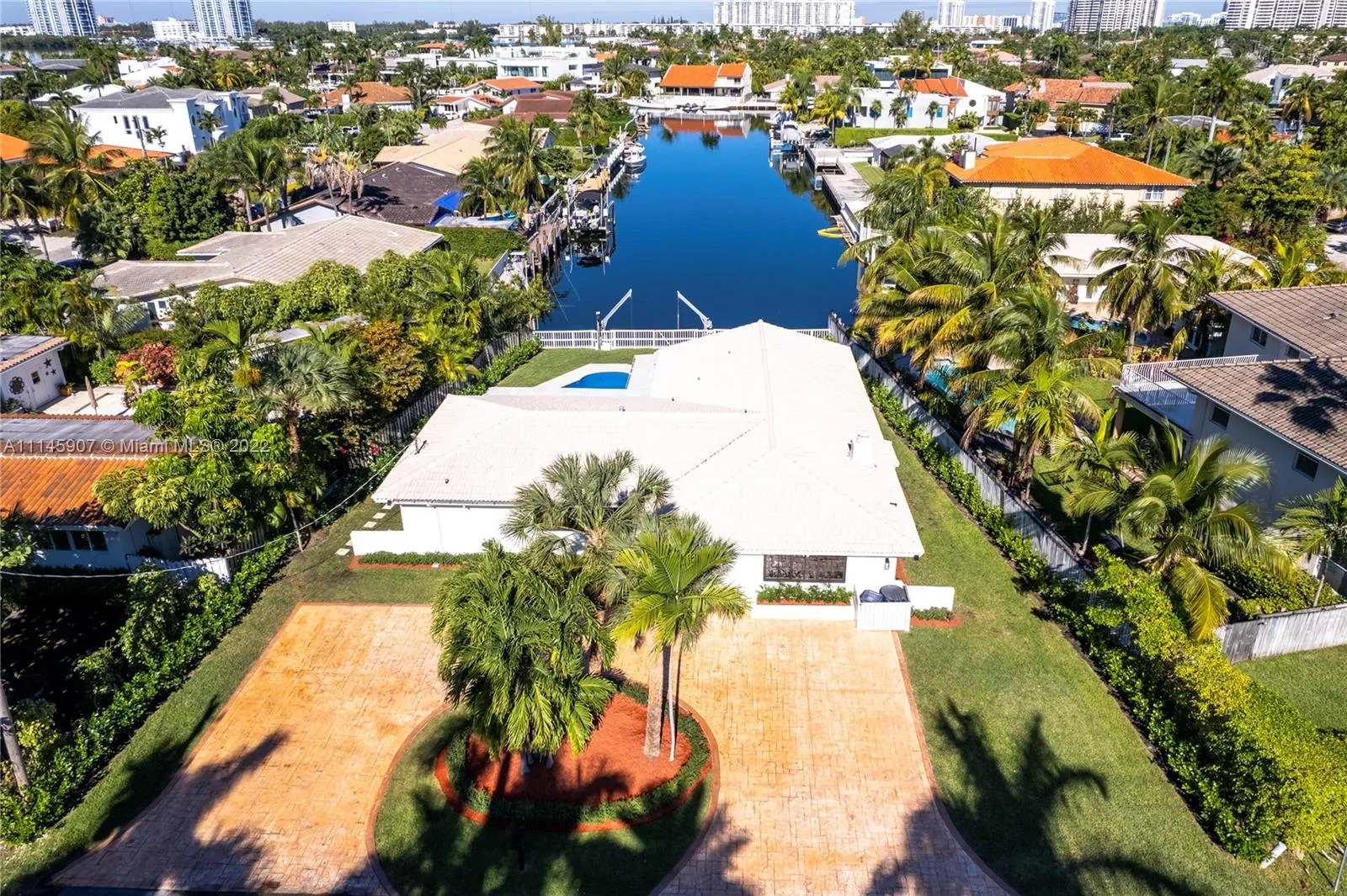 4 bedroom 2 bath for sale at 3351 NE 164th St, North Miami Beach FL 33160