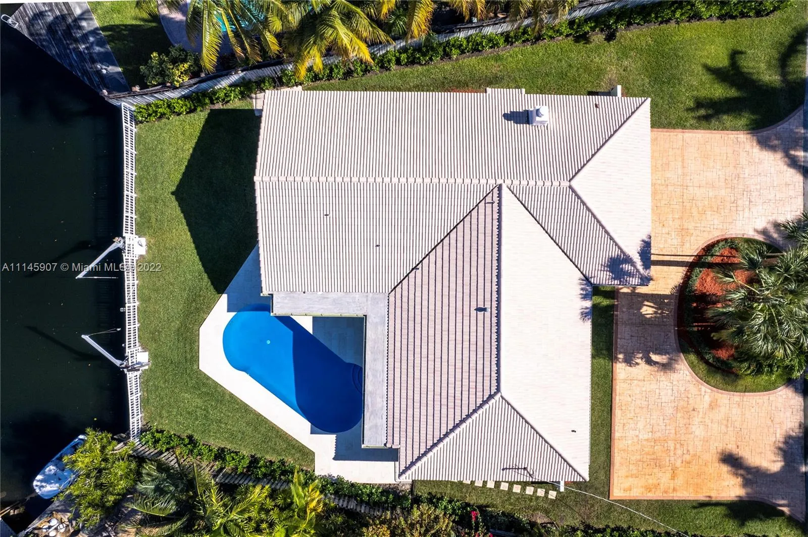 3351 NE 164th St, North Miami Beach FL 33160