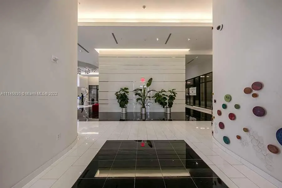 2020 Ponce De Leon Blvd, Coral Gables FL 33134