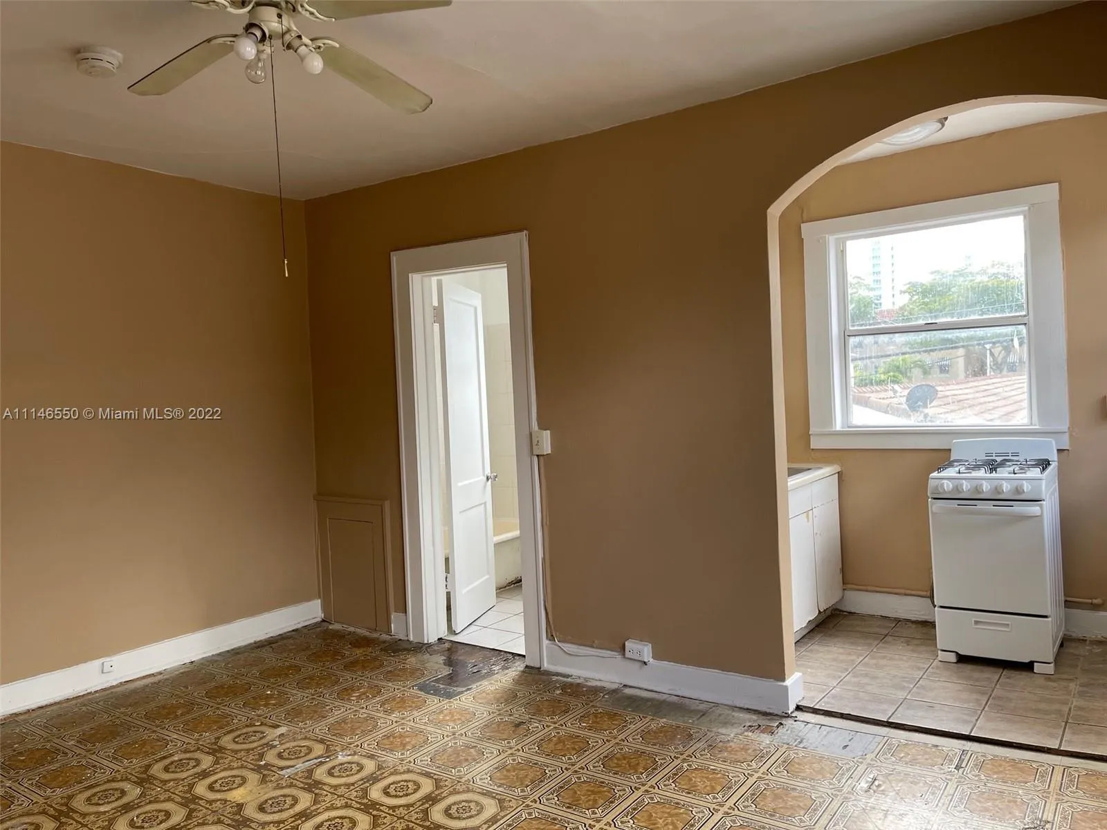 642 Michigan Ave # 18, Miami Beach FL 33139