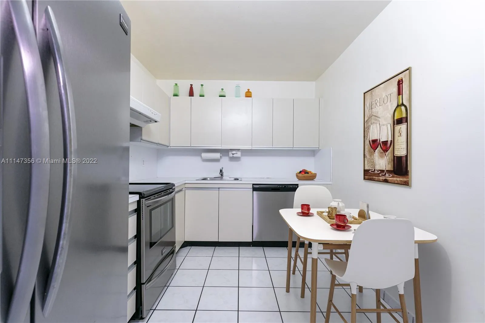2500 Parkview Dr # 1418, Hallandale Beach FL 33009