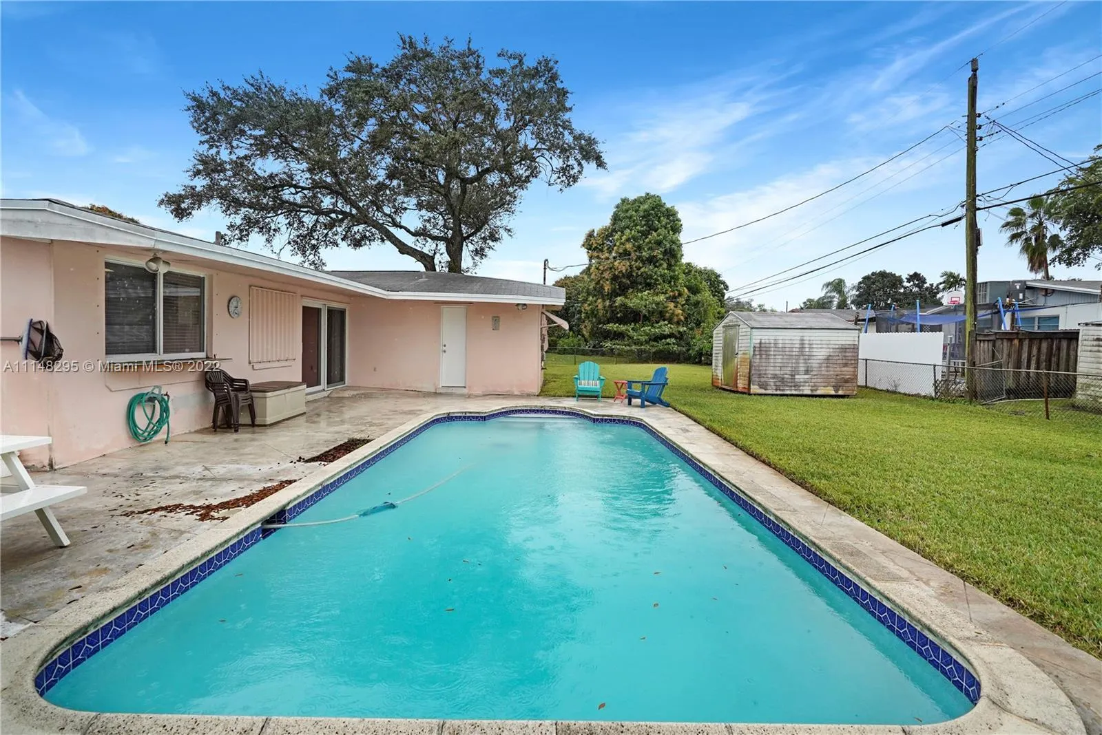 7220 Mckinley St, Hollywood FL 33024